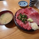 三河島｜マグロ丼が人気『鉄火丼 大和水産』のネギトロ中トロ丼の大盛り(2025/12/18から価格改定)