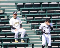 阪神・糸原健斗、引退か 『球児と握手した後に涙』