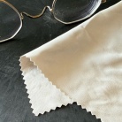 【PR】拭くだけで曇り止めできる！かわいい缶入りのメガネ拭き