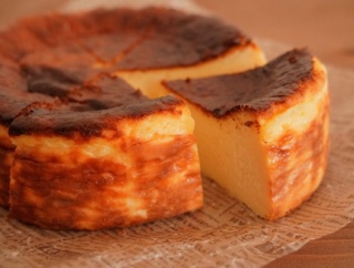 『ファボーレ』と『きときと市場とやマルシェ』に人気のバスクチーズケーキ店『ボビーズチーズケーキ』が期間限定出店！1月22日～25日、1月29日～2月1日。