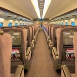 【速報】グリーン車のリクライニングをマックスで倒したら後ろの席のオッサンがｗｗｗｗｗｗｗ