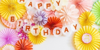 今月彼女が誕生日を迎えましたが、今週末彼女が職場の上司(男)と誕生日祝いに2人で夜に食事に行くそうです。