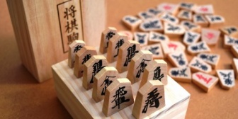 父や母はもちろん親族全員からも愛されている妻に少し嫉妬。だが俺も妻をとても愛していて複雑な気持ち。
