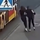 親友だと思ってたのに・・・。親友に事故に見せかけて殺されそうになったとき。海外の反応