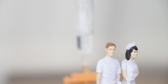 AがBに愚痴ってた。→Bが入院した。→入院中は愚痴を言うのは避けて、きちんと退院を確認してからBに愚痴を吐いた。→BがAを切った