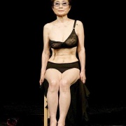 オノ ヨーコgカップ巨乳ヌードがエロすぎる Boobs Tit Yoko Ono 画像あり にゅーえろす