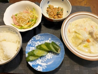 やっぱり１０年💦＆白菜と鶏もも肉のクリーム煮