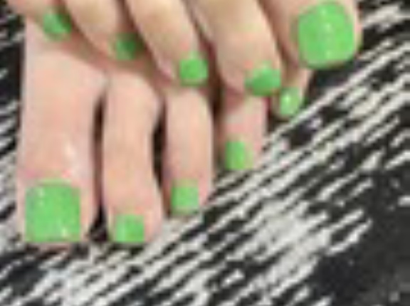 グリーンが鮮やか～✨ フレッシュリーフのビビッドワンカラーフット💚
