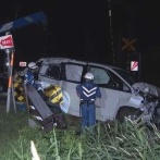 【これは怖い】レンタカーの中国籍男女5人　踏切で列車と衝突し病院搬送　列車の乗客乗員は約100人