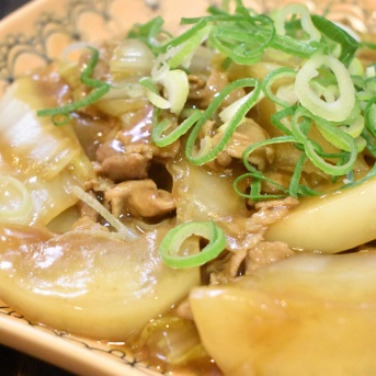 ご飯にかけても♪豚肉と蕪のオイスターソースあんかけ