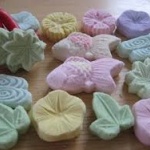 まーたおばあちゃん微妙なお菓子買ってきたんか→現在