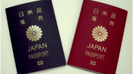 【動画あり】日テレ青木アナ、パスポートへの落書きを推奨して謝罪