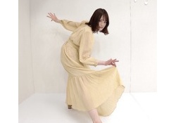 【画像】で、このポーズって結局誰の真似だったんだ？【乃木坂46】
