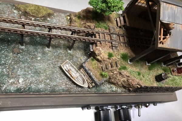 SmallWorldTree - 車両展示用ジオラマ