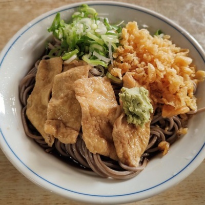 替え玉5回無料！ 最強コスパに進化した味噌推しの煮干しラーメン店