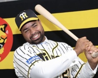 巨人の新外国人ダルベック、その特徴はロサリオだろ