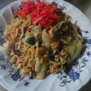 油で揚げていない麵で今回は焼きそば＆ショウガ味噌