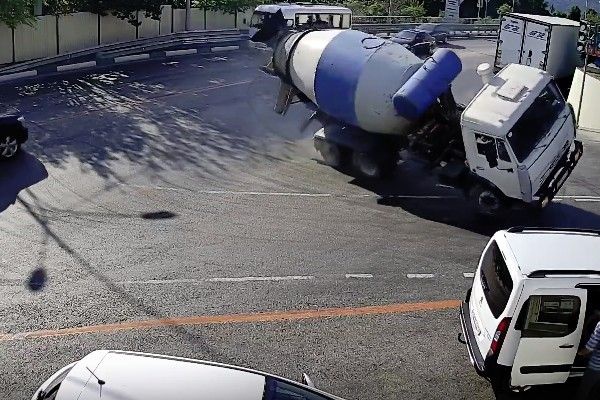 乗り物動画のモトディスコ Motordisco 監視カメラ