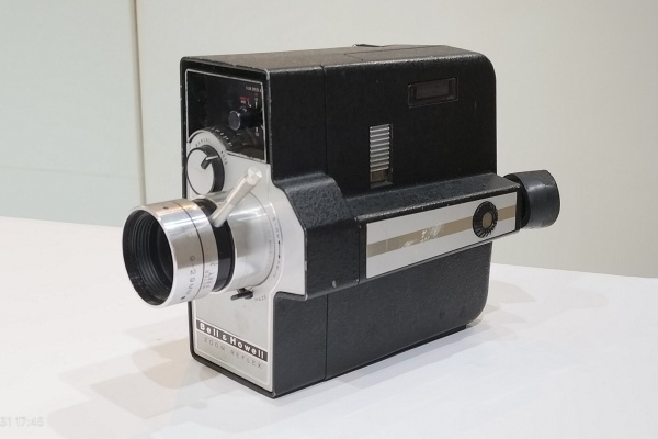 Extinct Media Museum | 絶滅メディア博物館 - Bell&Howell