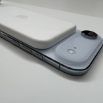 Apple「これ以上iPhoneを薄くするにはバッテリーが邪魔やな…せや！」