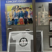 プレミストドームで見たアーティストのサイン