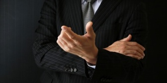 旦那「専業主婦と働いている俺は立場が違う、立場を考えてほしい」　私（専業なのはあなたの転勤と妊活のためなのに…？）