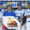 マーベル、王柏融、万波がマクドナルドのハンバーガー1年分獲得！