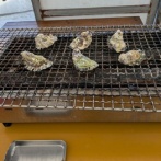 1人で牡蠣小屋いる（※画像あり）