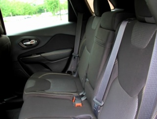 ついに全国1位に！『シートベルト着用状況全国調査』結果発表！新潟が『一般道路での後部座席同乗者のシートベルト着用率』で1位獲得！  ※『JAF』調べ。