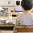 【衝撃】日本の小学校の給食、ついにここまで落ちるｗｗｗｗｗ(※画像あり)