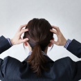 人は「怒り」を感じると信頼性の低い情報源からのニュースを拡散しやすくなる