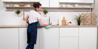 世間話の中で「主婦の家事を時給換算したら」みたいな話になった時の彼の言葉が引っかかってる。