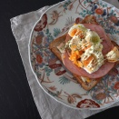 愛でながら使う！古伊万里のある暮らし【骨董の器あつめ】