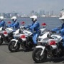 神奈川県警さん、ノーヘルで原付に乗ってるところを激写されてしまう。
