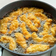 ♡鶏むね肉で！うまマヨ醤油スティックチキン♡【#簡単レシピ #時短 #節約 #お弁当 #漬け込みなし 】