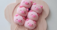 ぶたさんの串団子

