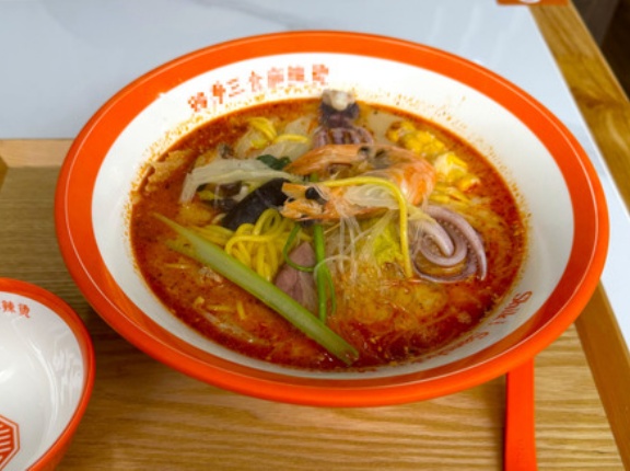 「麻辣湯」、何故か男さんは食べない