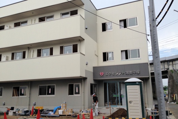 ｌｅｄ店舗看板屋サガミ巧芸 伊勢原 秦野 中井など湘南一の制作 施工例 介護施設看板