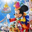 【ディズニーシー】外国人グループの“地べた飯” が炎上