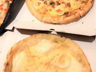 【こんな事あるのね！半額以上のピザを】函館 マックスバリュ万代店