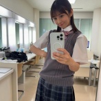  【画像】小倉優子(43)「学生服着てみたw」ﾊﾟｼｬ ｗｗｗｗｗｗｗｗｗｗｗ