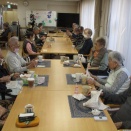 🍔ボリューム満点！笑顔満点！本日は施設恒例ハンバーガーの日でした