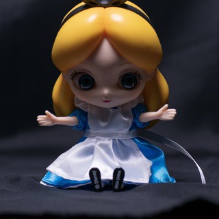 『ワイがゲーセンでとってきたフィギュア、怖すぎる』の画像