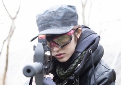 【画像】この若月佑美、牛丼のCMしてる人と同一人物とは思えない。。。