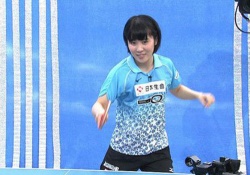 【乃木坂46】平野美宇ちゃん、なぁちゃんの席をスリスリwwwww【ライオンのグータッチ】