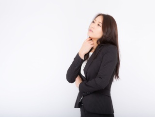 【衝撃】喫茶店にて。セルフジュースを飲んで、次何おかわりしようかなー？と思って立ち上がって気づいたら5年が経過していた。起きた瞬間は体へろへろでまったく動かなかった。