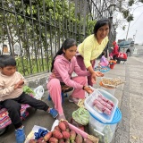海外路上のマグロめし。