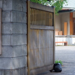 紫陽花咲く「清澄庭園」へ