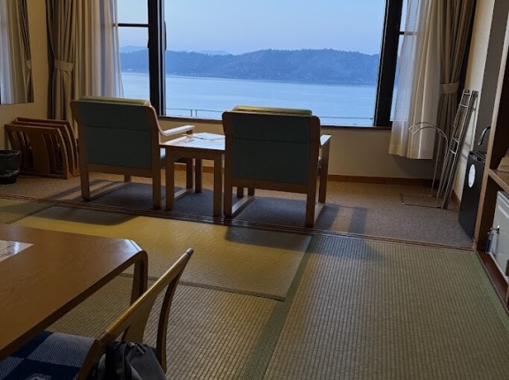 初めてのひとり旅【近江八幡編その②】がアップされました：ひとりでもちゃんと食べたい晩ごはん