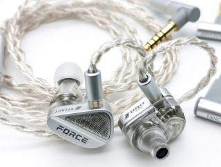 「TANCHJIM X EFFECT Audio FORCE」 オープンバック構成の洗練されたデザインの2DD構成。EFFECT製ケーブルも魅力のミドル級 高音質イヤホン【レビュー】